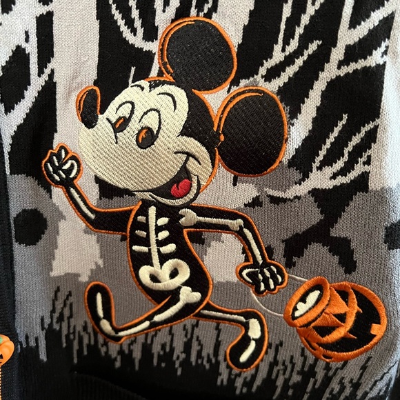 Hot topic, Mickey and friends Halloween cardigan - Picture 7 of 8